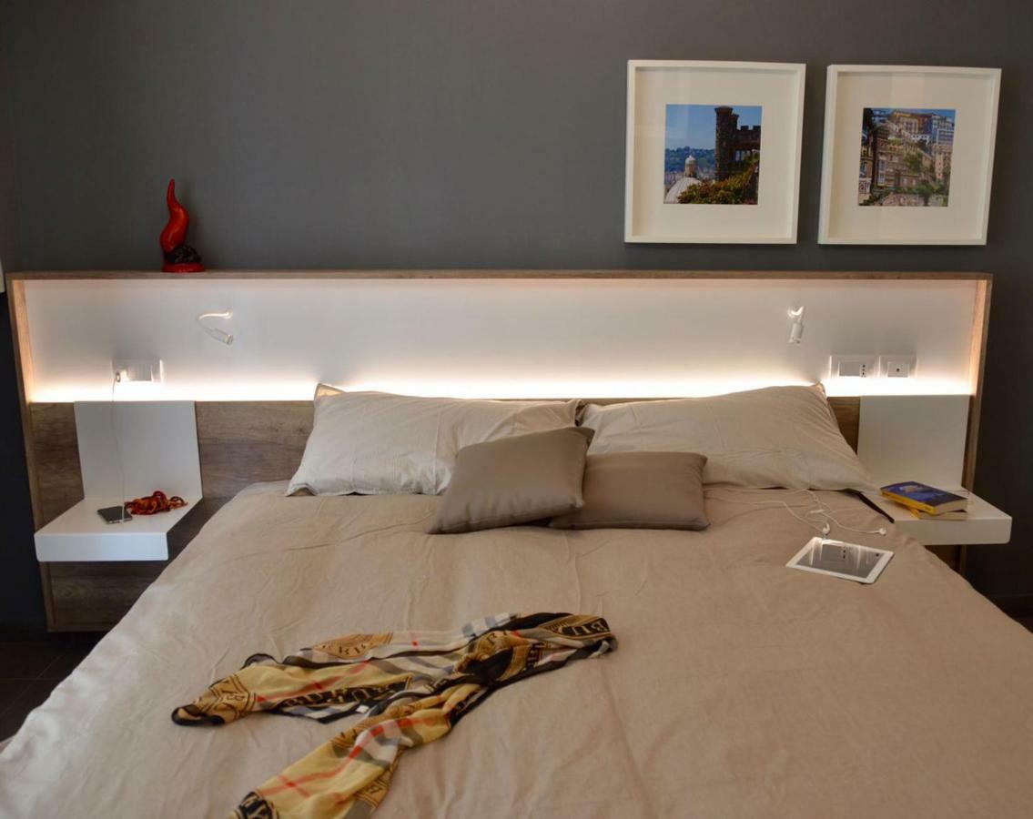 Bed In Centro Bed and Breakfast Neapel Exteriör bild