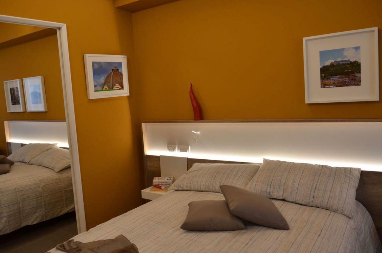 Bed In Centro Bed and Breakfast Neapel Exteriör bild