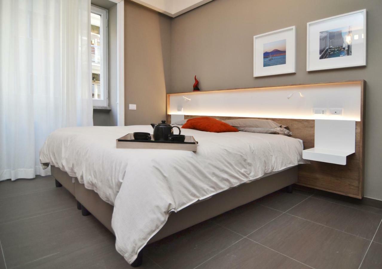 Bed In Centro Bed and Breakfast Neapel Exteriör bild